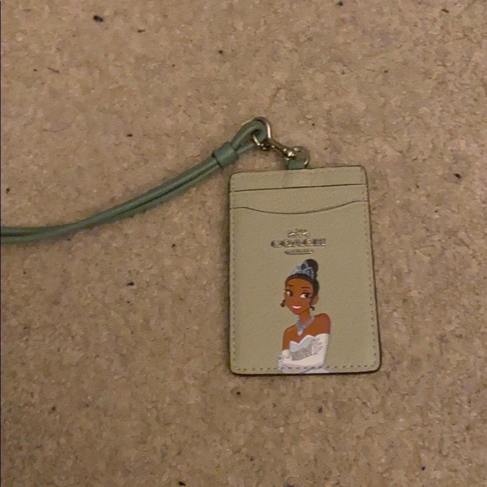 COACH Tiana Disney Lanyard 🐸